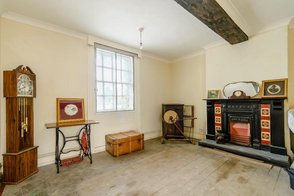 8465226-interior46.jpg