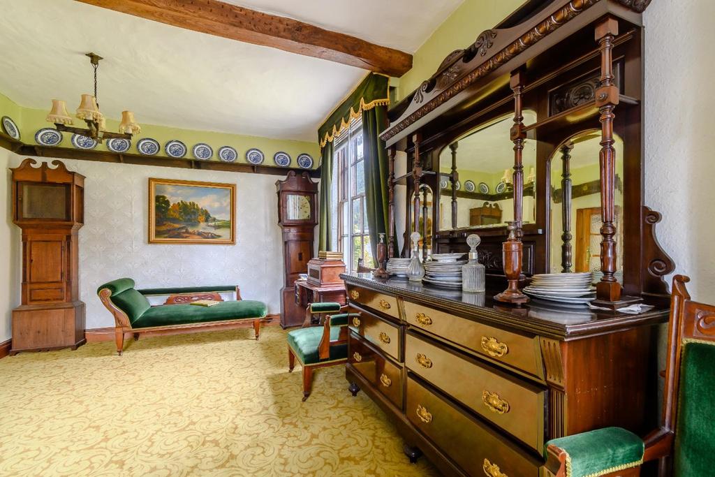 8465226-interior56.jpg