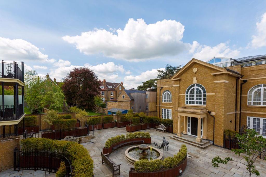 Sevenoaks, Kent TN13 3FE 3 bed apartment £3,750 pcm (£865 pw)