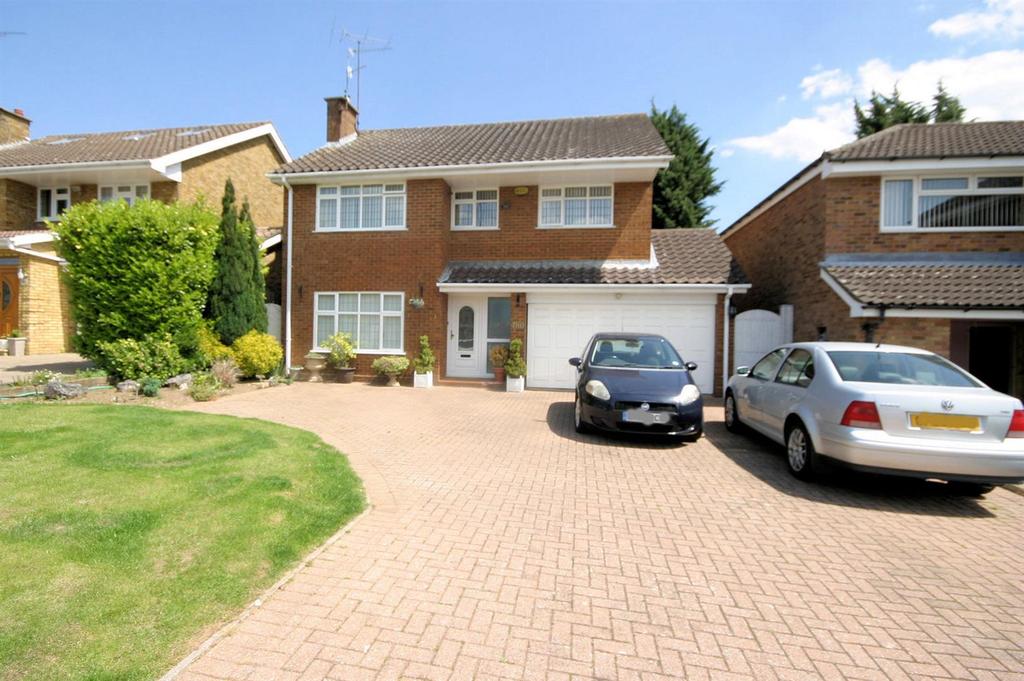 Old Bedford Road, Luton 4 bed detached house to rent £2,200 pcm (£508 pw)