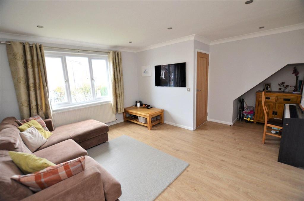 RISE, UCKFIELD 3 bed semidetached house £1,300 pcm (£300 pw)