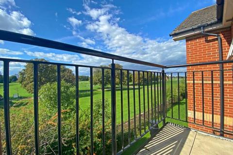 39 Cobham Close, Enfield, EN1 3SD