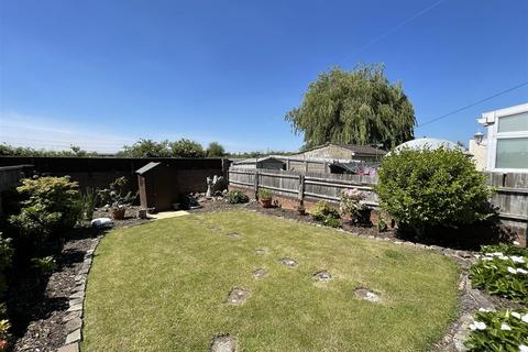 39 Russell Road, Chingford, London, E4 8HA