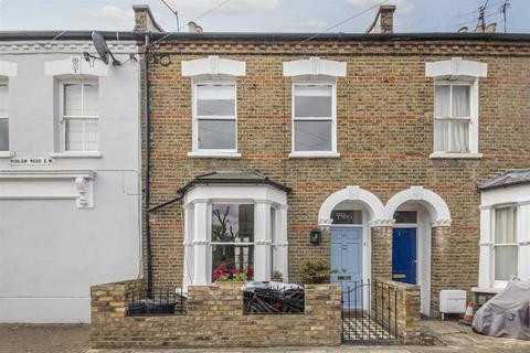 5 bedroom end of terrace house to rent, Sudlow Road, Putney