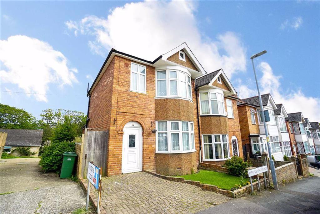 Elphinstone Avenue, Hastings, East Sussex 3 bed semidetached house for