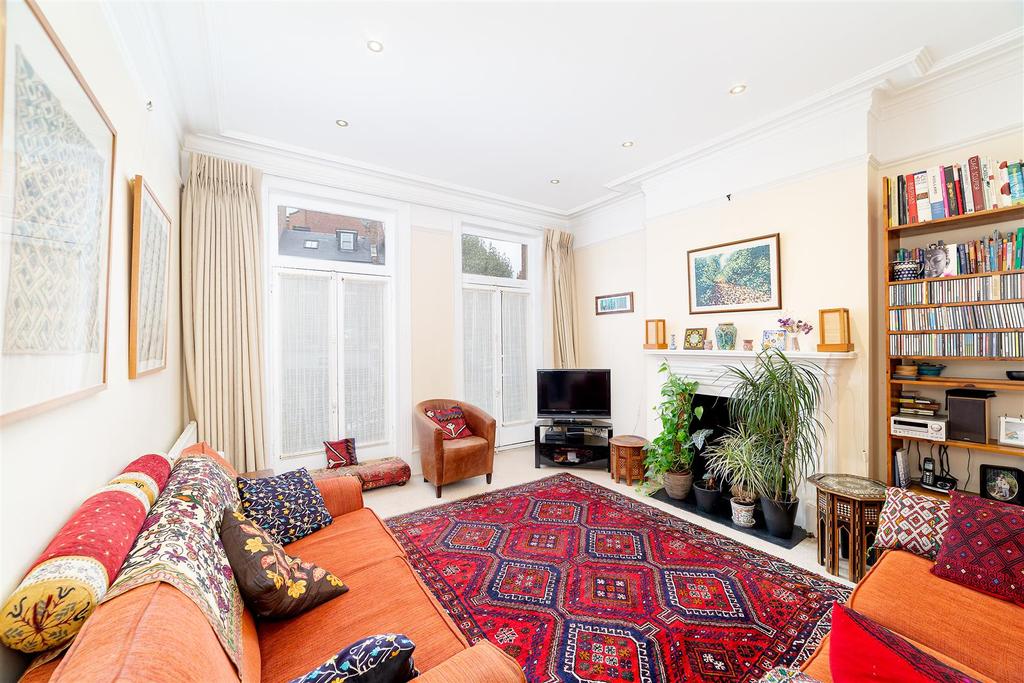 4 Cumberland Mansions West End Lane NW6 1 LL-9.jpg