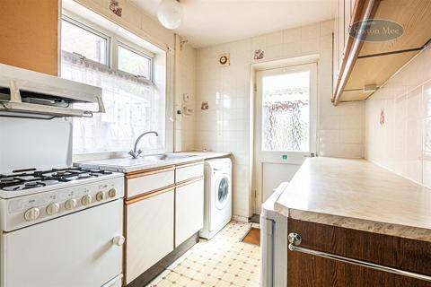 16 Hallgate Road, Sheffield, S10 5GL