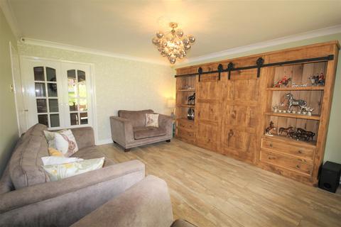 6 Chestnut Close, Tean, Stoke-on-trent, ST10 4JD