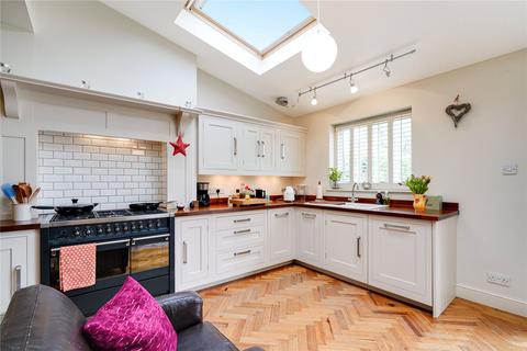 42 Friars Way, London, W3 6QE