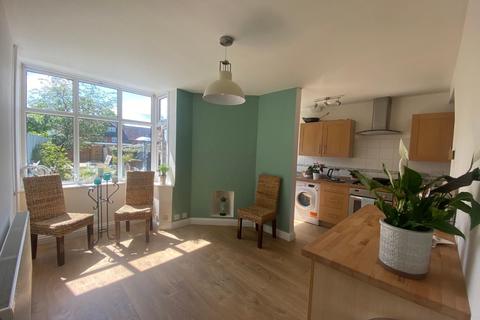 73 Murray Avenue, Northampton, NN2 7BS