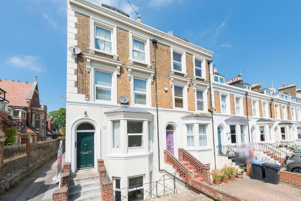 Clarendon Gardens, Ramsgate 1 bed flat £115,000