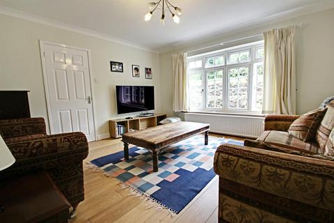 4 Roefields Close, Felden, Hemel Hempstead, HP3 0BZ