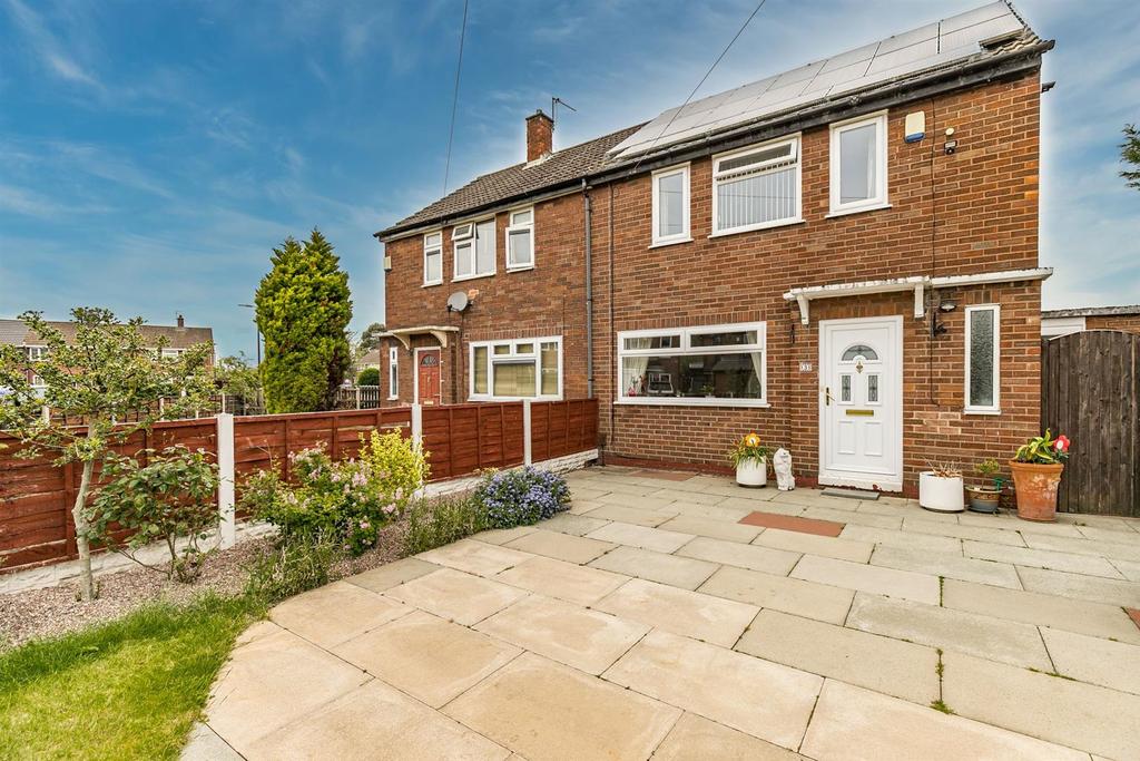 Rostherne Road, Sale 2 bed semidetached house £250,000