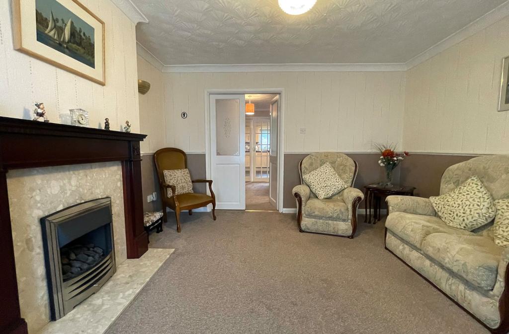 Caeau Bach, Caernarfon, Gwynedd, LL55 3 bed semidetached house £209,000