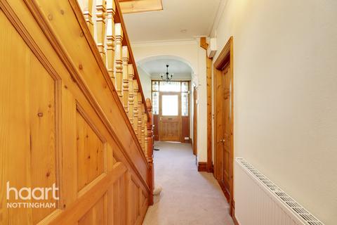 4 Berkeley Avenue, Nottingham, NG3 5BU