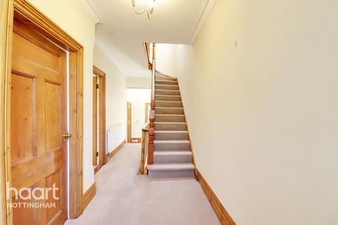 4 Berkeley Avenue, Nottingham, NG3 5BU