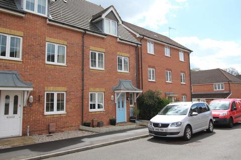 3 bedroom townhouse to rent, Coleridge Drive, Whiteley