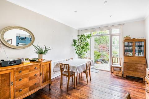 27 Queensville Road, London, SW12 0JL