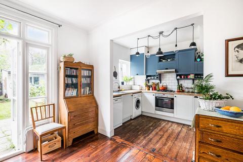 27 Queensville Road, London, SW12 0JL