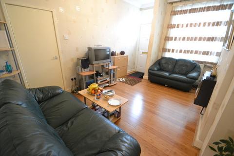 1 bedroom apartment to rent, Barrack Street, Hulme, Manchester. M15 4ER
