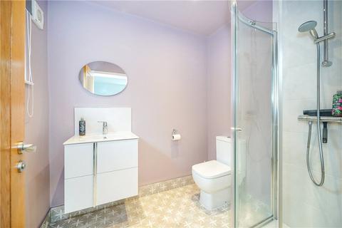 Pear Trees School Lane, Collingham, Wetherby, LS22 5BD