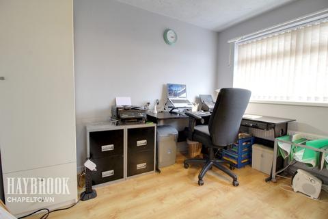 64 Greengate Lane, High Green, Sheffield, S35 3GR