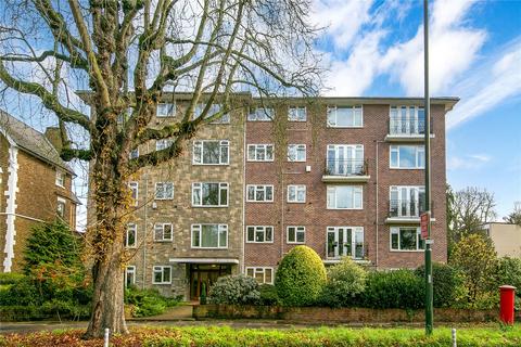 undefined, Kew Road, Kew, TW9