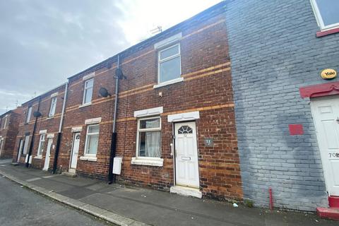 2 bedroom terraced house to rent, Sixth Street, Peterlee