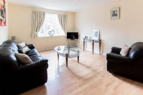 1 bedroom flat to rent, Town Mead, West Green, Crawley