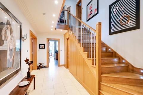 48 Farm Avenue, London, NW2 2BH
