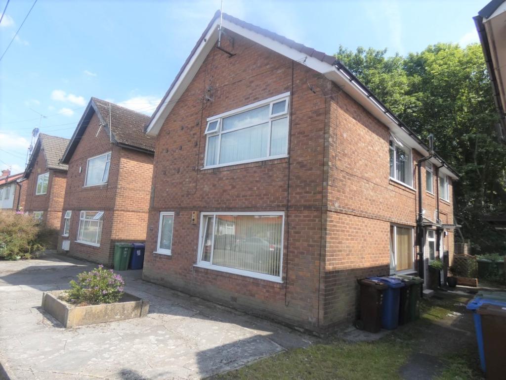 Albert Avenue, Prestwich, M25 1 bed flat £575 pcm (£133 pw)