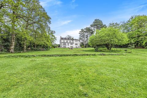 82 Heathfield Road, Keston, BR2 6BF