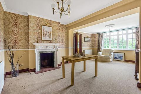 82 Heathfield Road, Keston, BR2 6BF