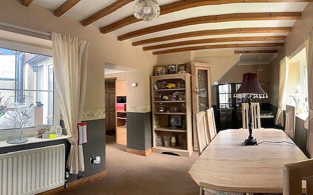 Din Ing Room