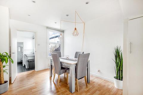 81 Denzil Road, Guildford, GU2 7NG
