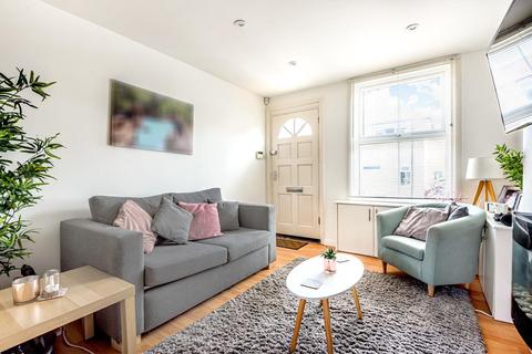 81 Denzil Road, Guildford, GU2 7NG