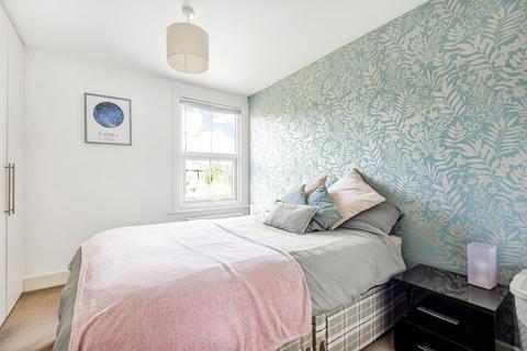81 Denzil Road, Guildford, GU2 7NG