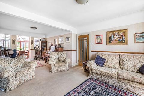 49 Whitchurch Gardens, Edgware, HA8 6PF