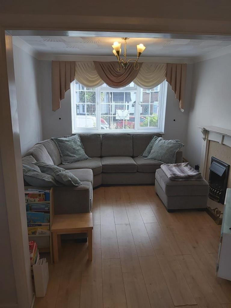 Barr Road, Gravesend 4 bed semidetached house £1,450 pcm (£335 pw)