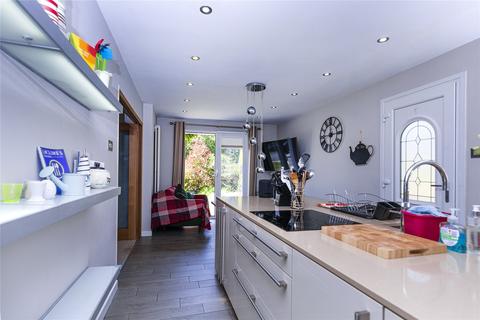 8 Guildway, Halifax, HX2 7RR