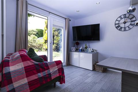 8 Guildway, Halifax, HX2 7RR