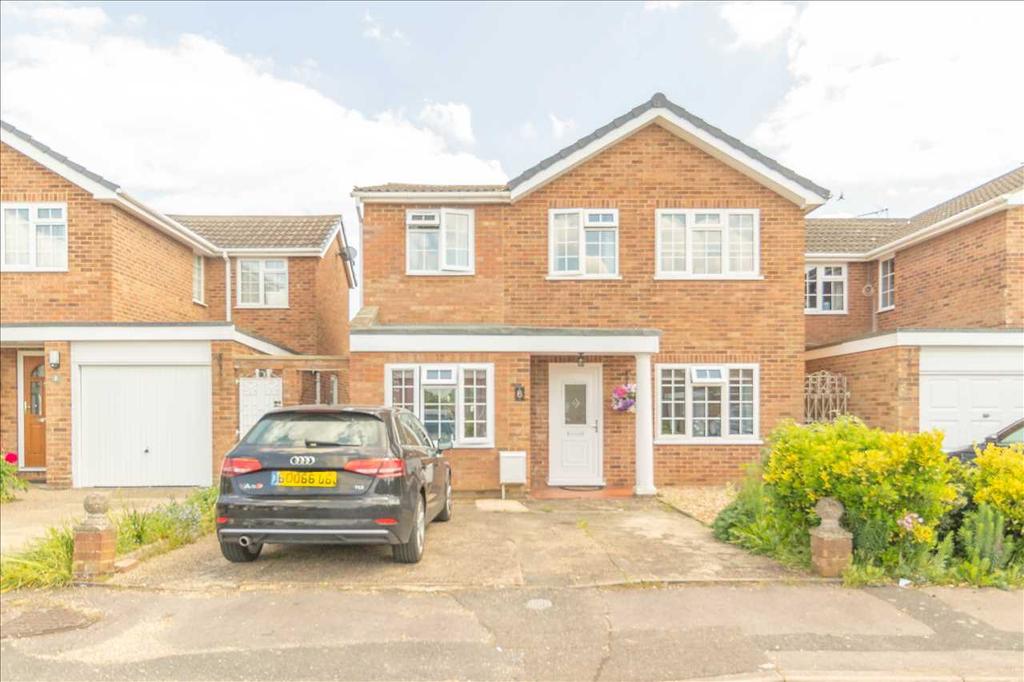 Eastlands Road, Finedon 4 bed detached house £1,100 pcm (£254 pw)