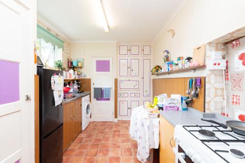 124 Arrowsmith Road, Chigwell, IG7 4PF