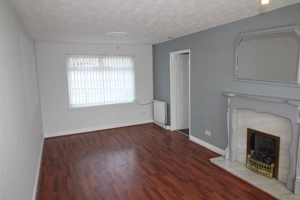 The Marian Way, Netherton 3 bed semidetached house £695 pcm (£160 pw)