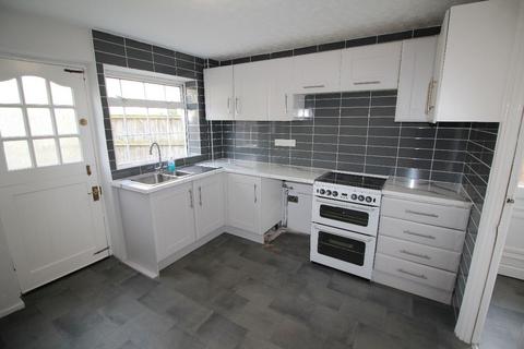 3 bedroom semi-detached house to rent - The Marian Way, Netherton