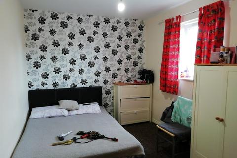 212 Cape Hill, Smethwick, B66 4SJ