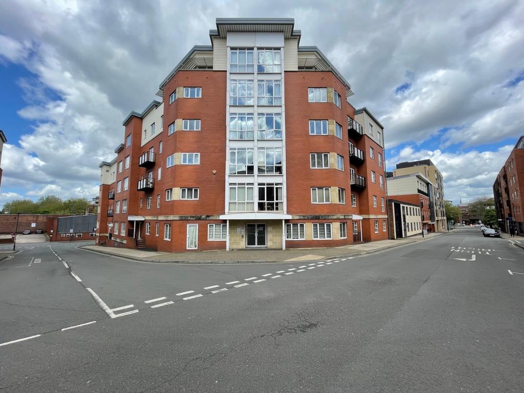 1 Bedroom Apartment Available To Let