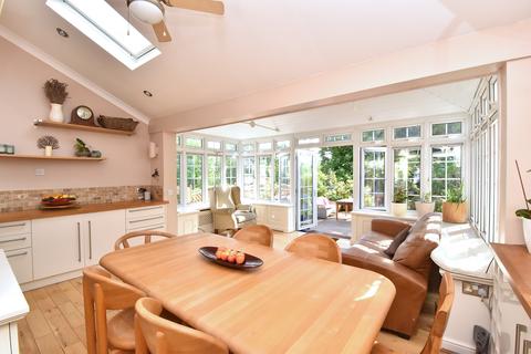 4 bedroom semi-detached house for sale, Bexhill Road