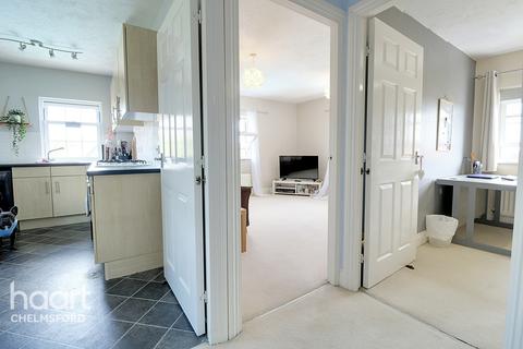 33 Abell Way, Springfield, Chelmsford, CM2 6WU