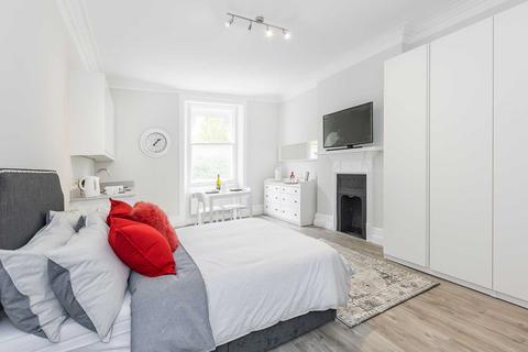 undefined, Barkston Gardens, Earls Court, SW5